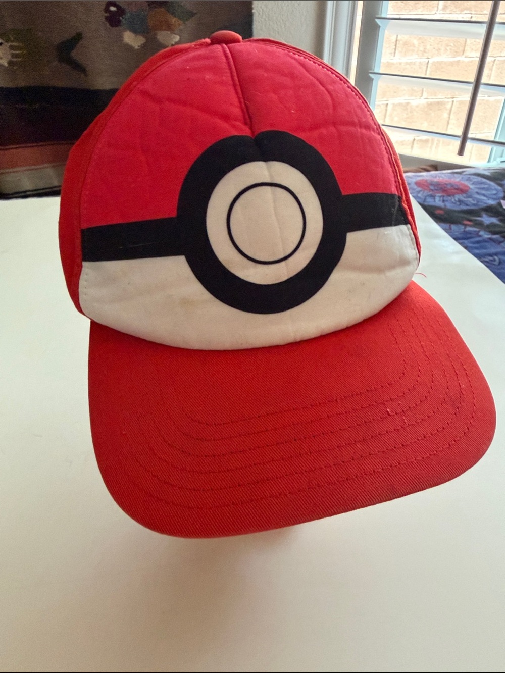 Pokemon Red and White Kids Cap with Poké Ball Design, youth size. Perfect, NWOT.